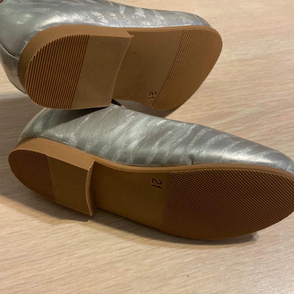 Silver Ballet slippers by Ruth - Picture 3 of 5